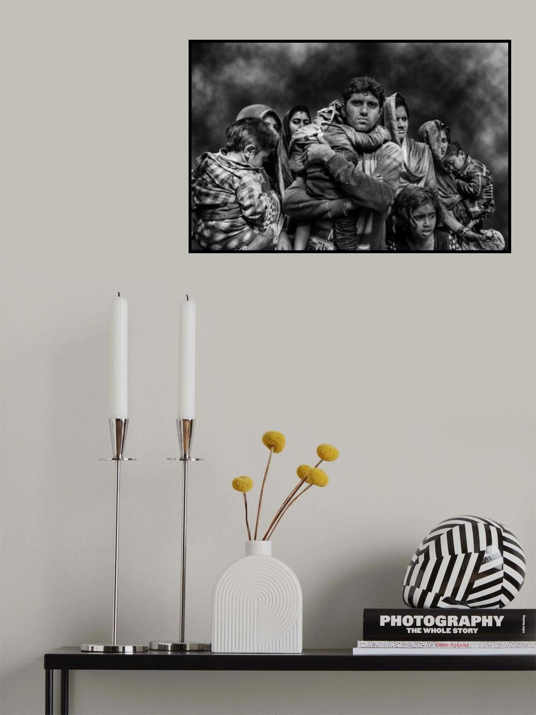 REFUGEE Poster och Canvastavla