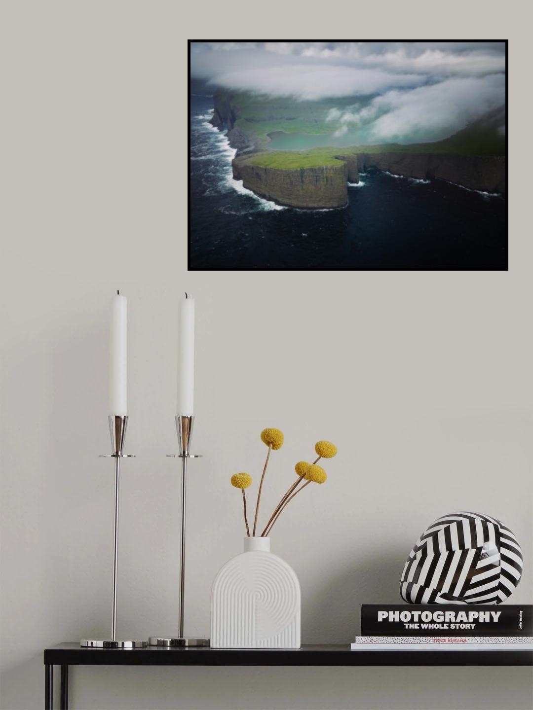 Lake above Ocean Poster och Canvastavla