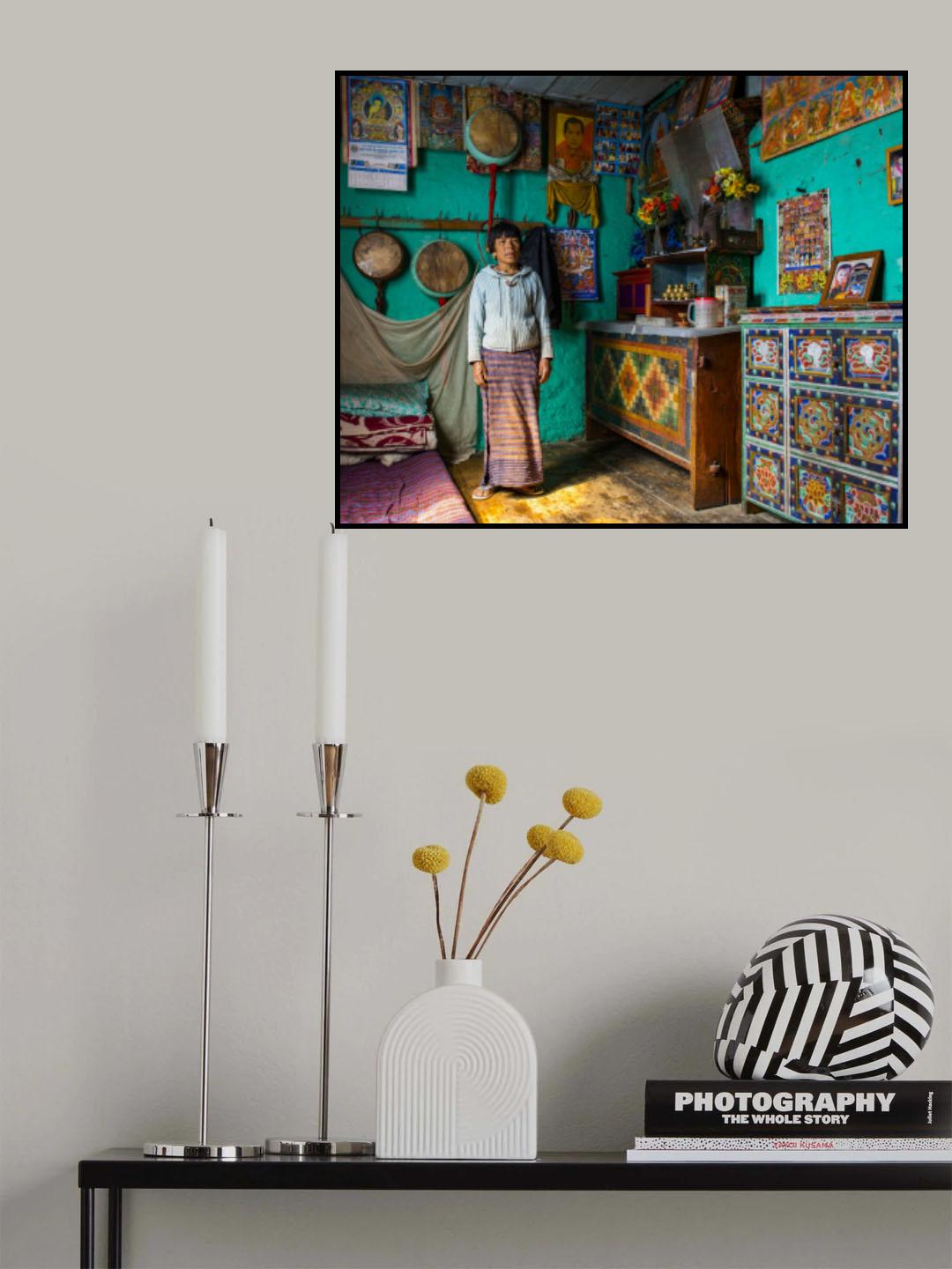 Woman in her living room, Bhutan. Poster och Canvastavla