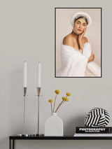 PRINCESS THOUGHTFUL Poster och Canvastavla