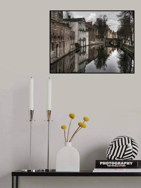 Reflections of the past ... Poster och Canvastavla