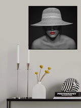 BEAUTY UNDER HAT Poster och Canvastavla
