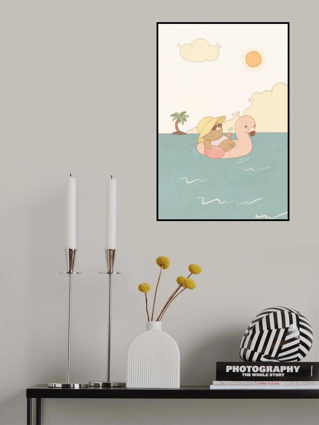 Bear On Summer Beach Poster och Canvastavla